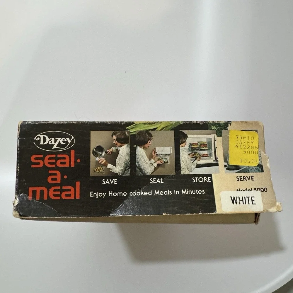 VTG 70s Dazey Seal-A-Meal Vacuum Sealing Appliance Original Box Model 5000